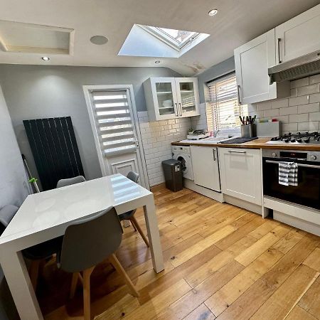 Appartamento Kay Road Londra Esterno foto