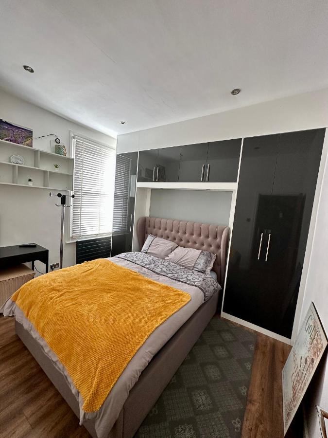 Appartamento Kay Road Londra Esterno foto